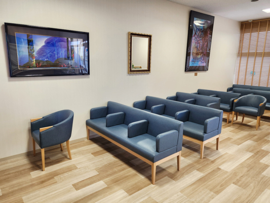 病院インテリア事例/いるかクリニック様